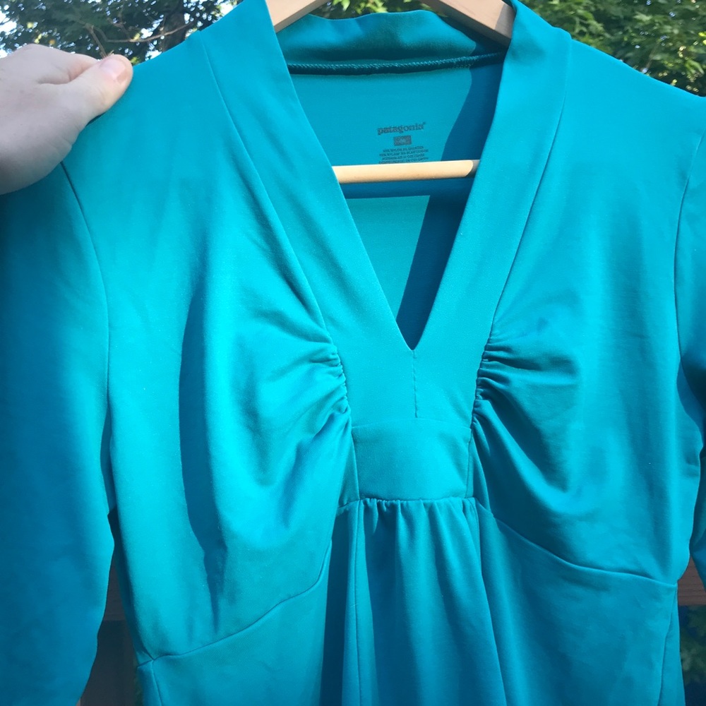 Patagonia teal women’s shirt medium